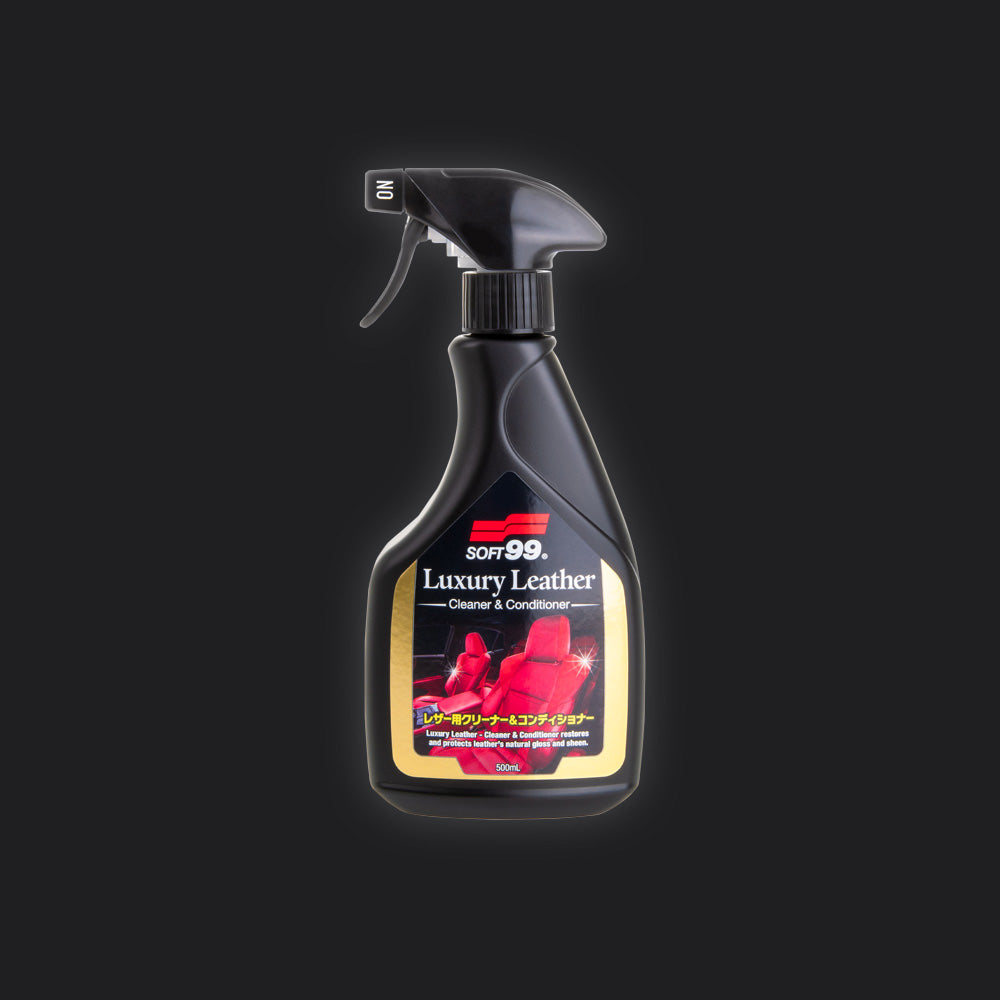 Envase de 500ml del limpiador y acondicionador de cuero Luxury Leather de Soft99
